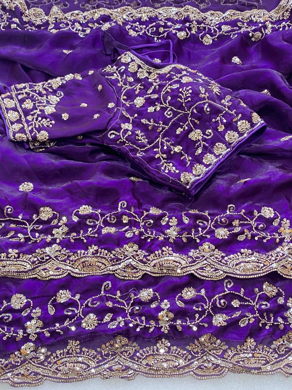 Sachi Golden Bead Space Silk Saree